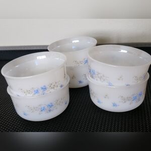 Arcopal Milk Glass 6 Bowls France